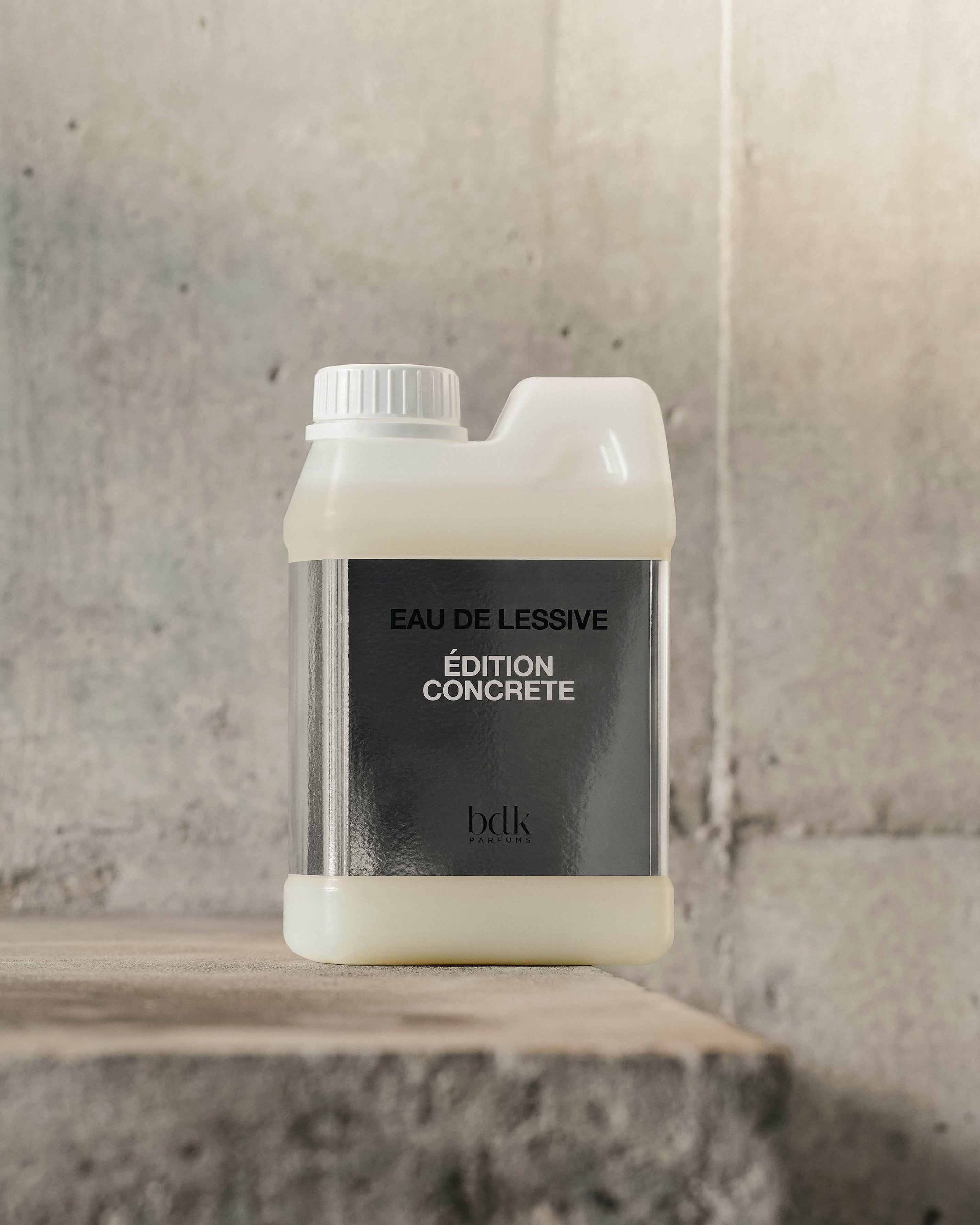 Eau de Lessive Édition Concrète